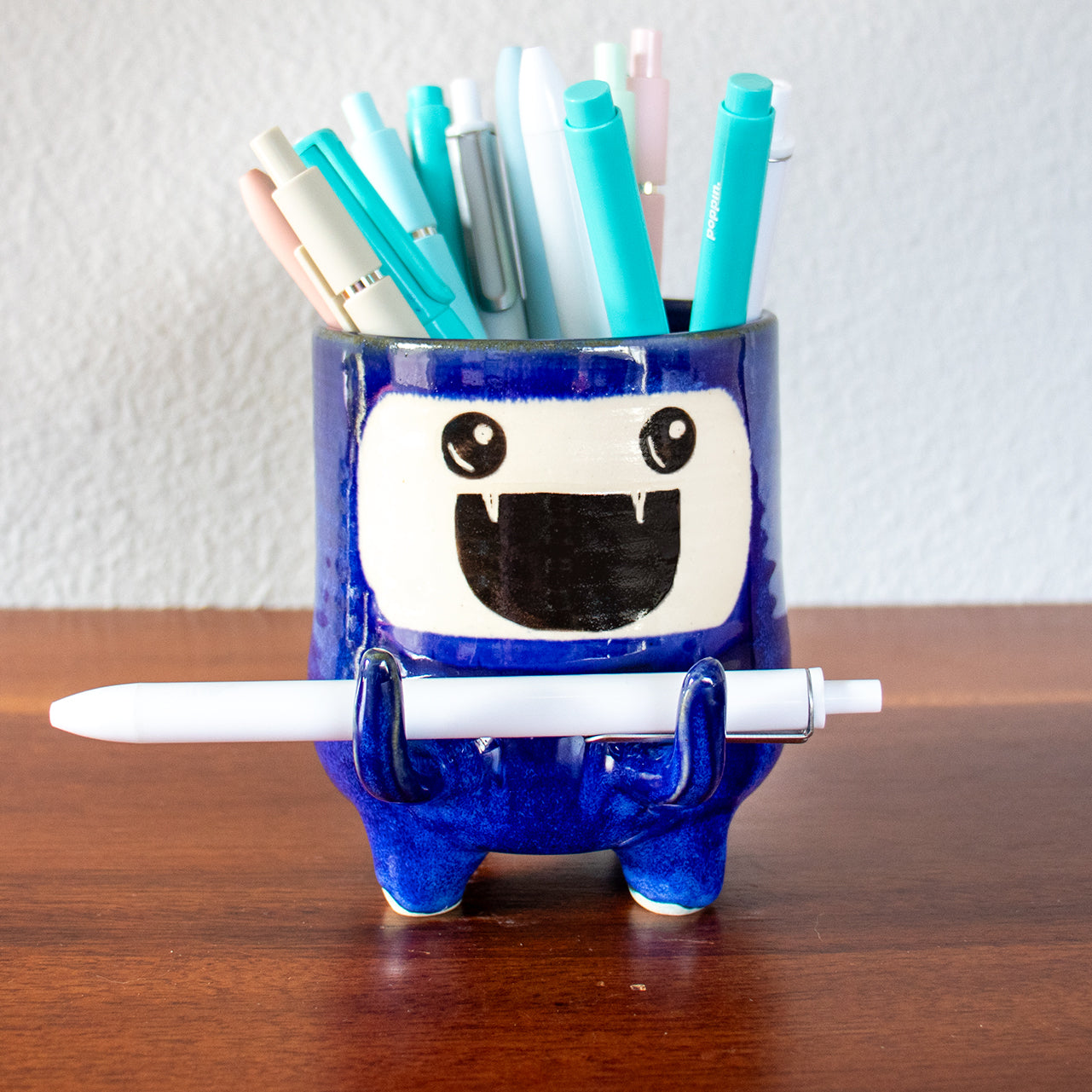 Pen Holder