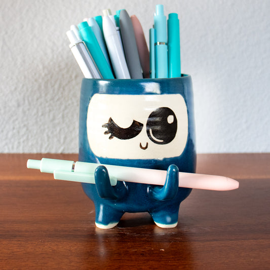 Pen Holder