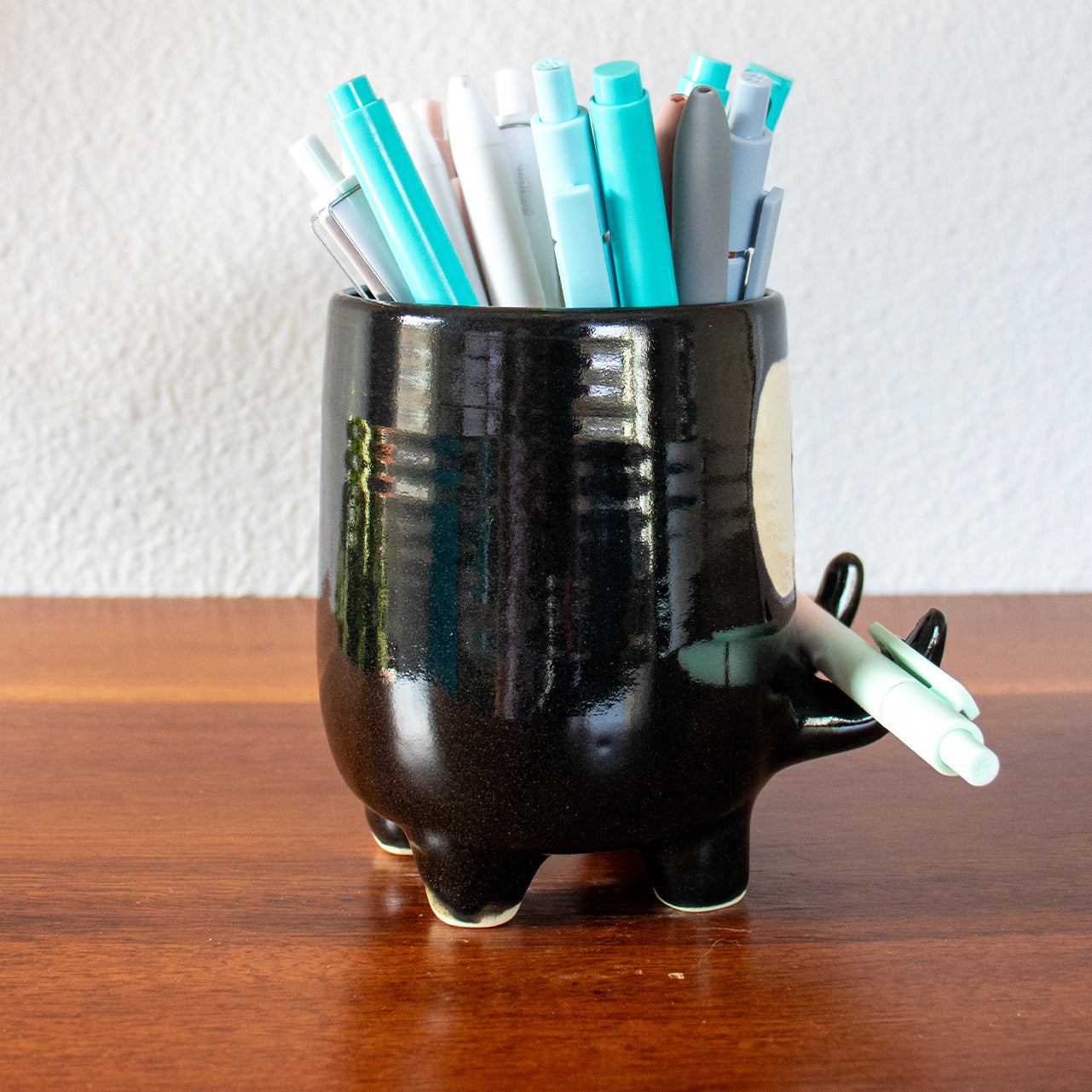 Pen Holder