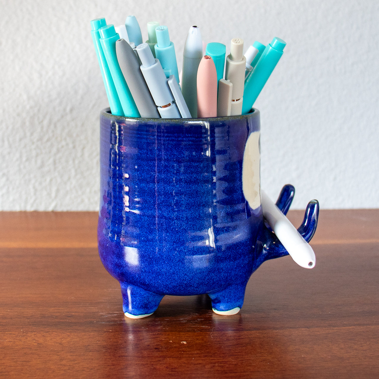 Pen Holder